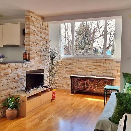 Apartment Tica Omis Exterior photo