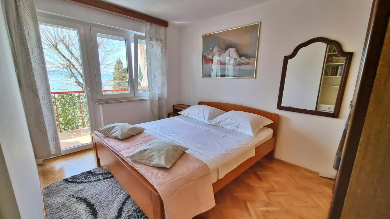 Apartment Tica Omis Exterior photo
